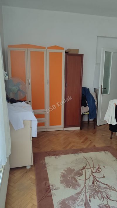 Keçiören, Şenlik Mah, 3+1 Güney, 1inci Kat Konumunda,Giriş Daire